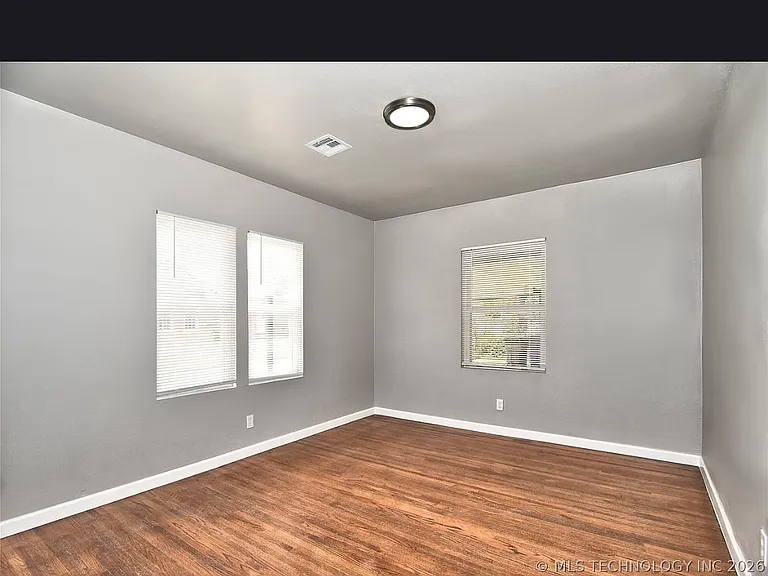 2104 N Boston Pl — Photo 13