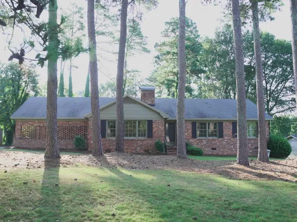 608 Spencer Cir, Spartanburg, SC 29307