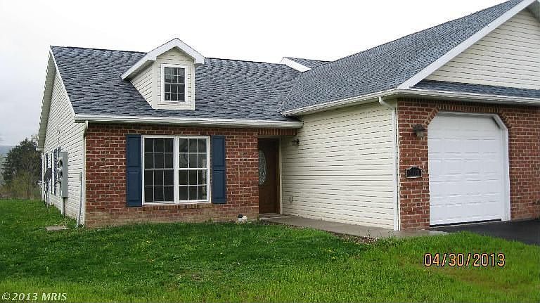 1st image of 101 Estate Dr