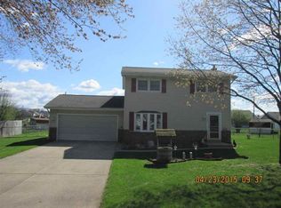 52122 Justine Dr, South Bend, IN