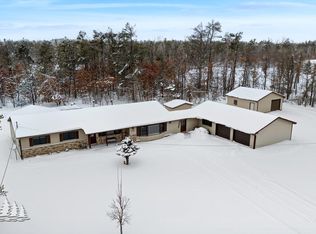 5399 Pinecrest Dr, Lewiston, MI 49756