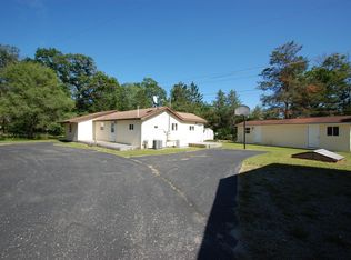 5033 Oak Park Dr, Alger, MI 48610