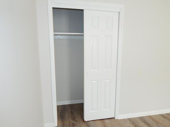 LIVING ROOM CLOSET