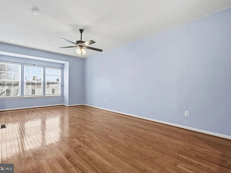 4505 Foster Ave — Photo 11