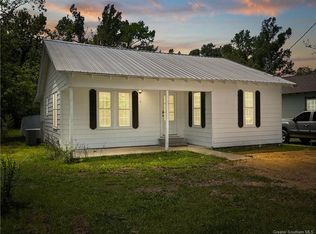 520 W 8th St, Deridder, LA 70634