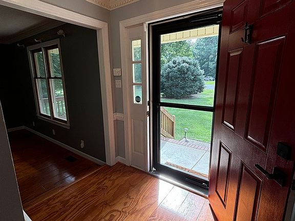 2nd image of 407 Bayleaf Pl