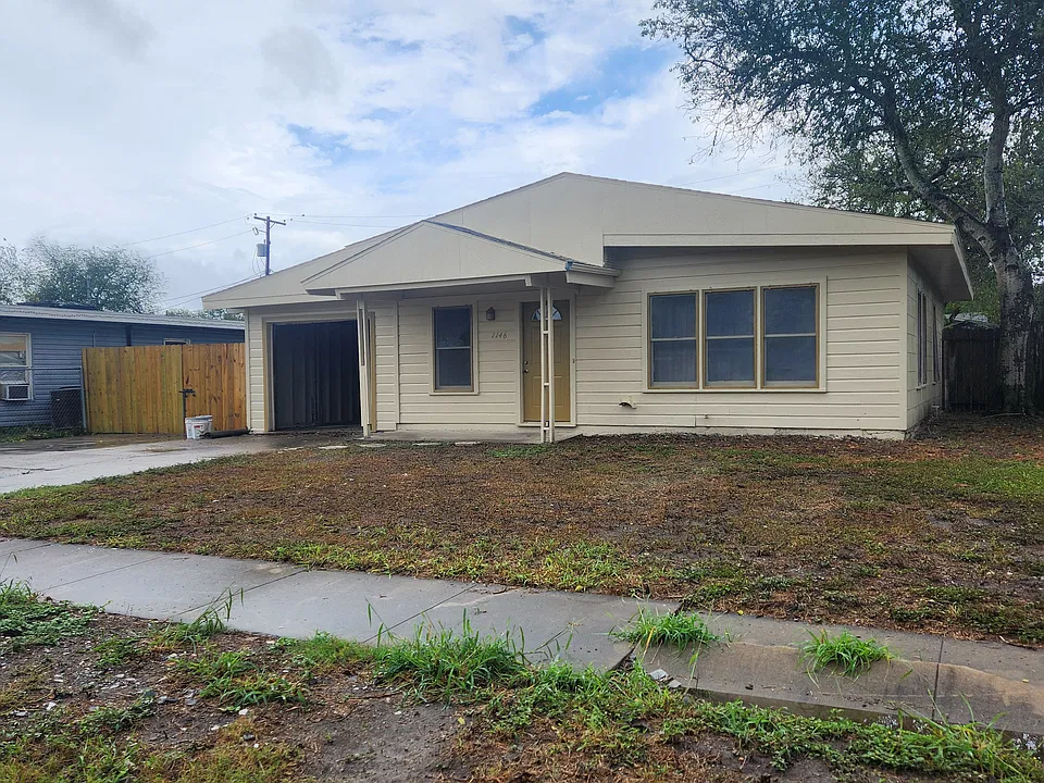 1146 Bernice Dr