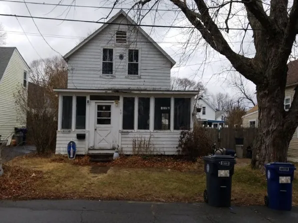 49 Van Zandt Ave, Warwick, RI 02889