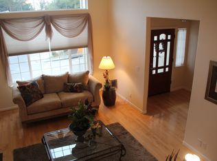 2 Kingwood Rd, Oakland, CA