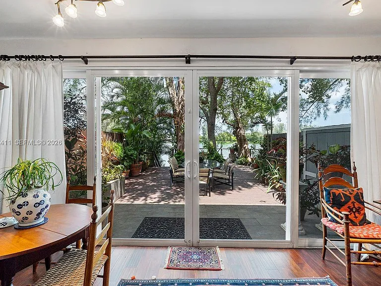 4905 SW 71st Pl — Photo 19