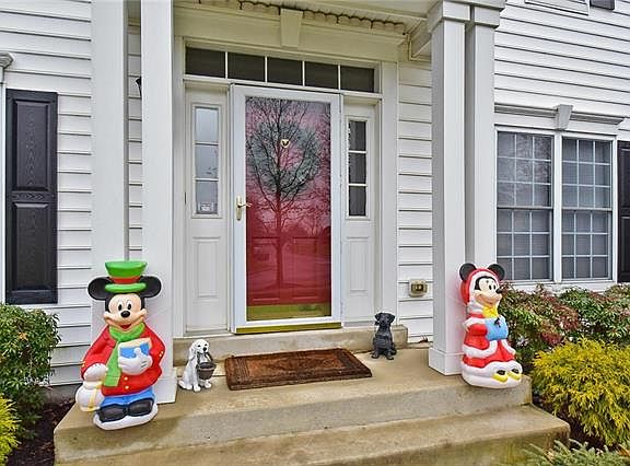 3rd image of 5325 Stenton Dr