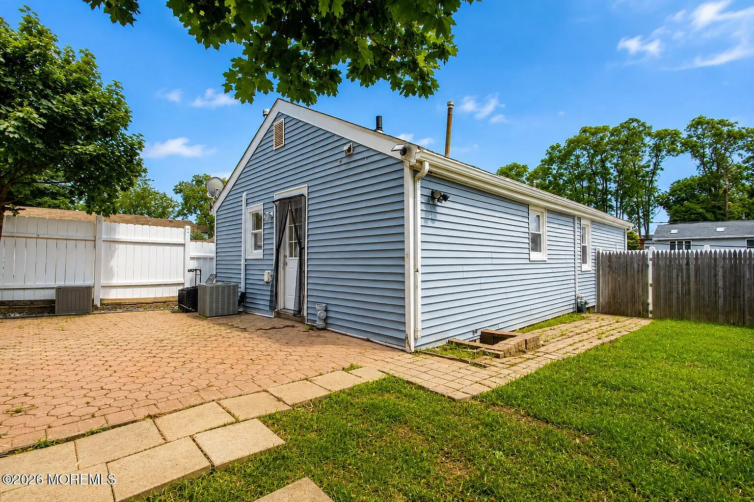 2 bed, $2,850 — Photo 3