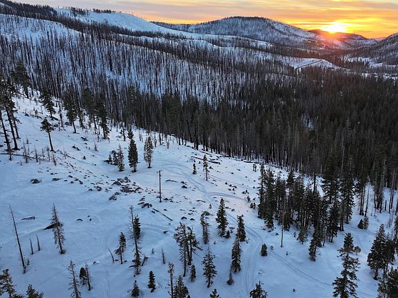 2nd image of Huckleberry Rd