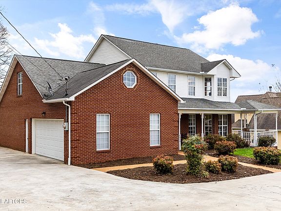 3rd image of 4890 Shaw Ferry Rd