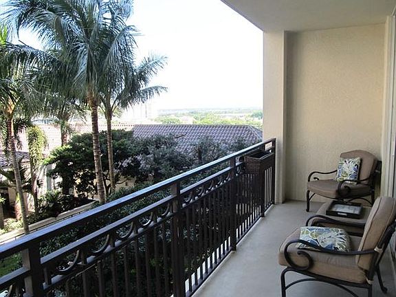 3rd image of 550 Okeechobee Blvd APT 1117