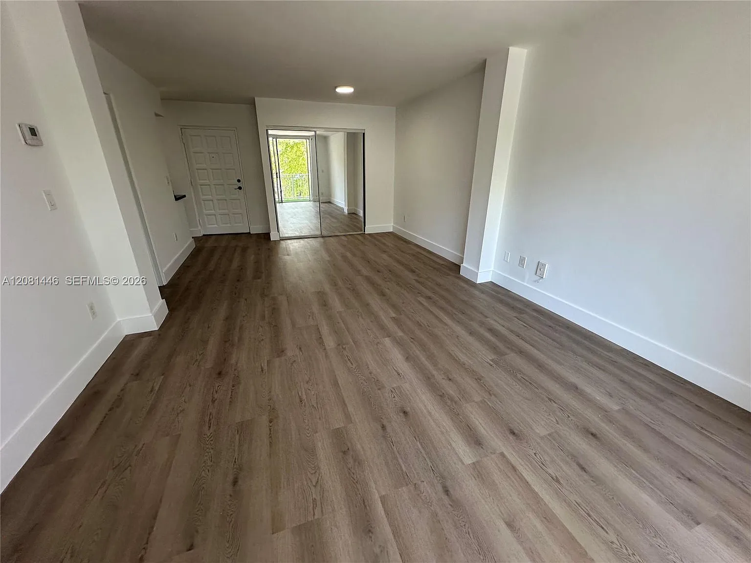 Nirvana Condo No Two Cond — Photo 2
