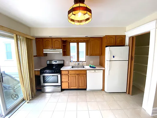 Rented by Alpine Realty | media 45
