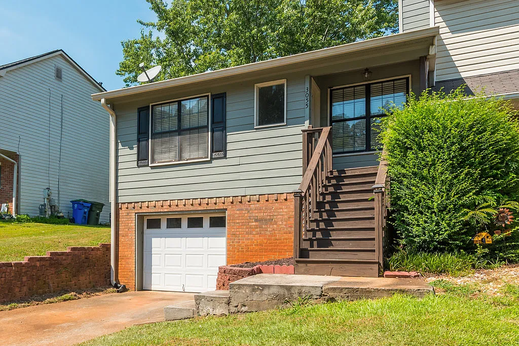 2 bed, 1.5 bath, 928 sqft, $1,750 — Photo 3
