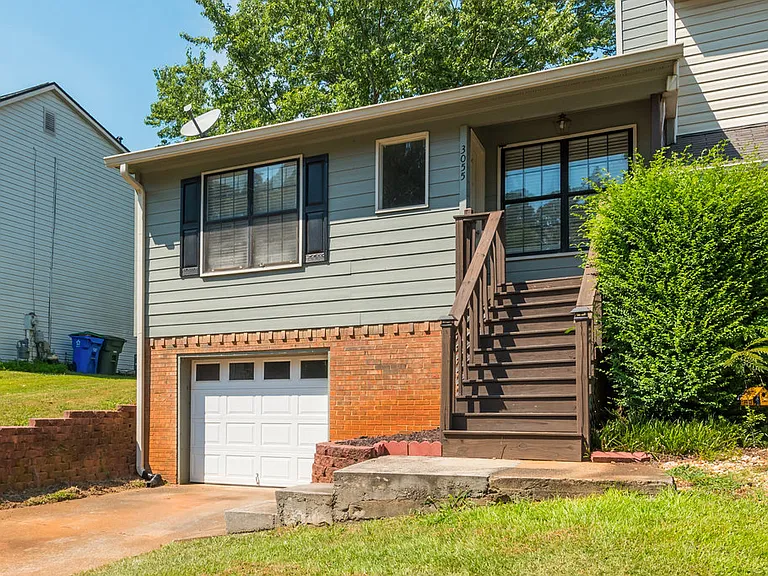 3055 Sand Wedge Cir NW — Photo 3