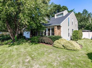 15 Princeton Dr, Syosset, NY 11791