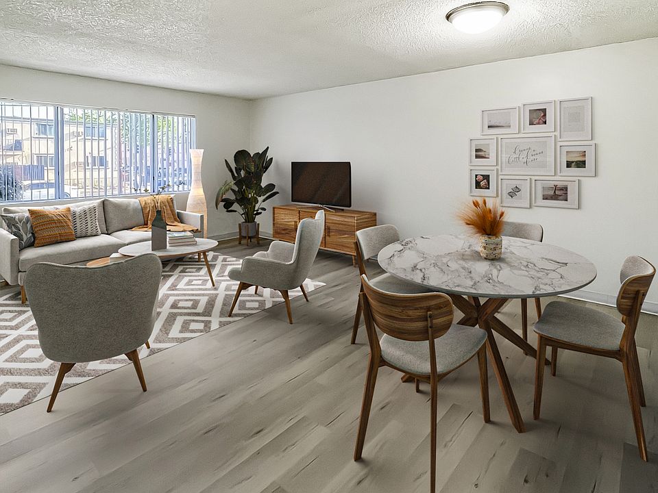 1st image of 15520 Parthenia St #16