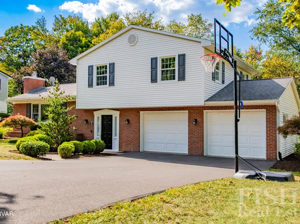 52 Overhill Rd, Williamsport, PA 17701