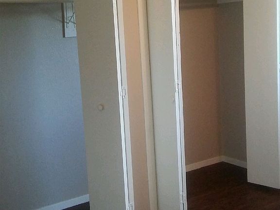 2x1 2nd Bedroom Extended Closet