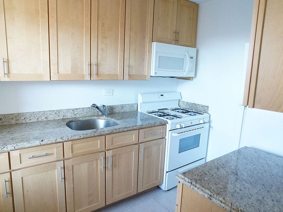 2045 story ave 3