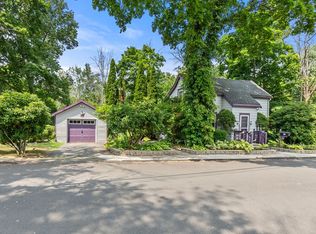 45 Thompson St, Amesbury, MA 01913