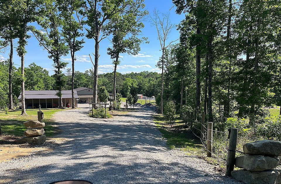 1st image of 668 Buck Ridge Rd