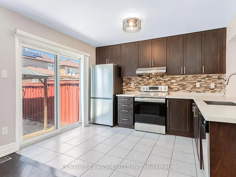 362 Cavanagh Ln — Photo 17