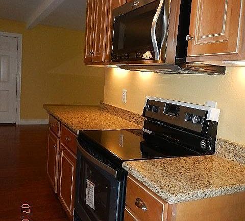 5th image of 3607 Mercier Dr