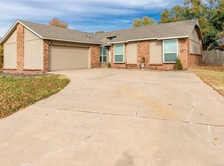 9223 E 60th St S, Tulsa, OK 74145