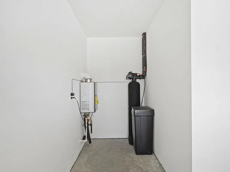 7502 Fierce Friesian Ln — Photo 16