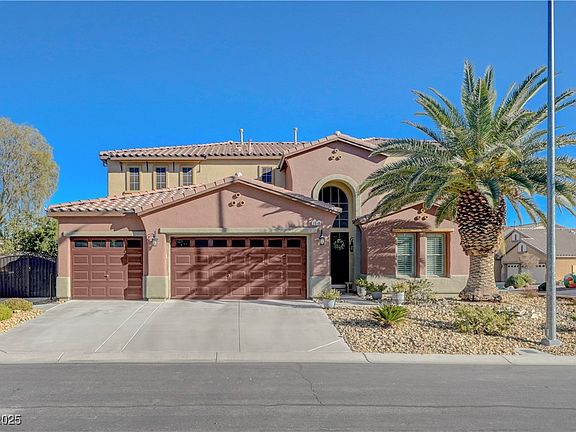 2nd image of 8810 Arroyo Azul St