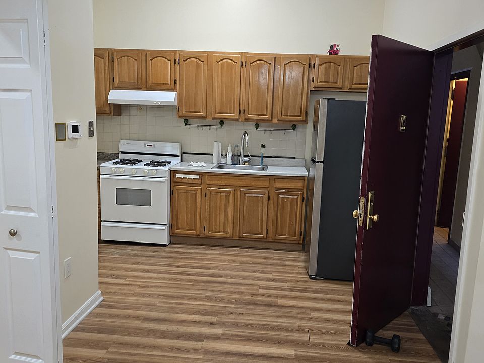 1st image of 2015 Steinway St APT 1F