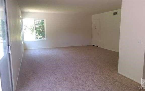 4th image of 859 Laurel Park Cir
