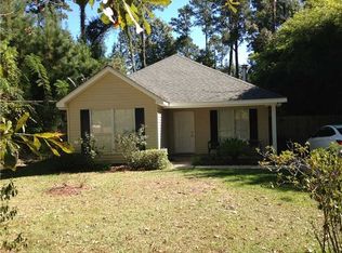 1041 Colbert St, Mandeville, LA 70448