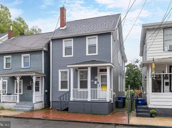 24 Budd St, Mount Holly, NJ 08060