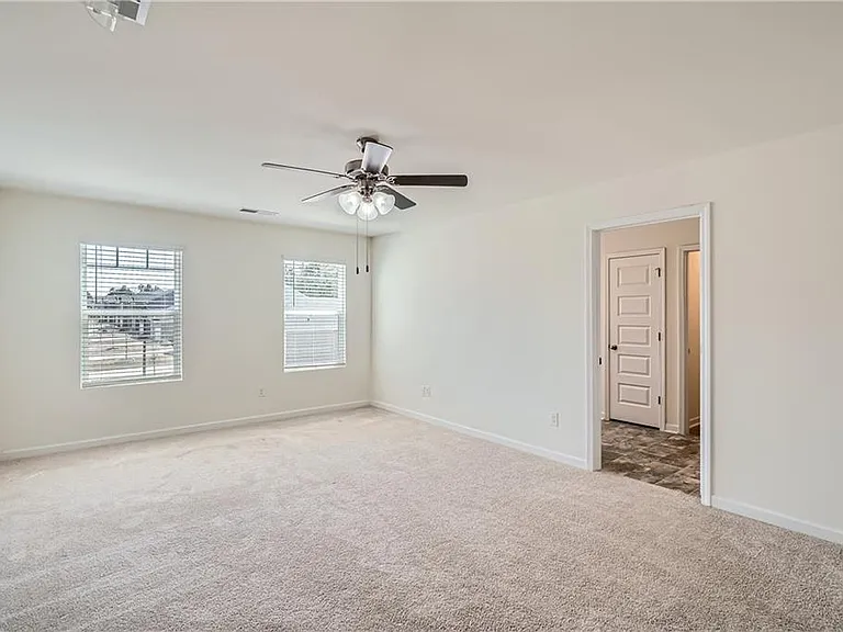 1936 Waycross Ln — Photo 14