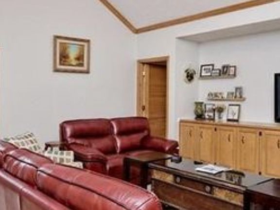 3rd image of 7302 Anaqua Dr