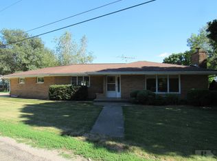 109 W Wallace St, Winfield, IA 52659