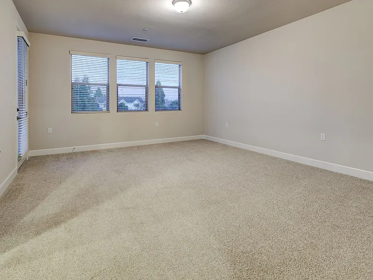 8660 N Haring Dr — Photo 14