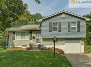 8328 Main St, Kansas City, MO 64114