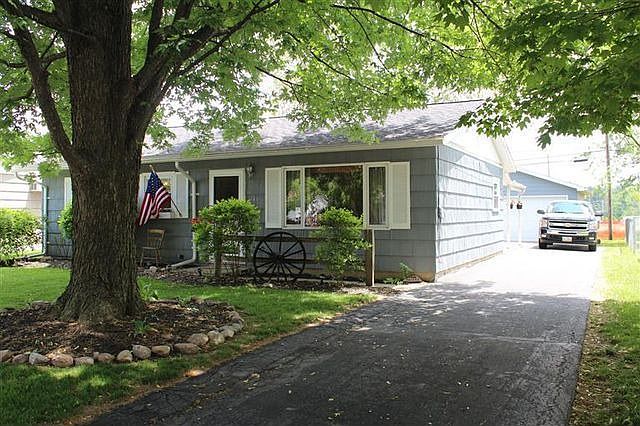 1st image of 143 Longfellow Dr