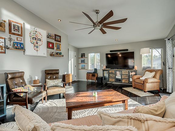 5th image of 6031 N Panorama Park Dr
