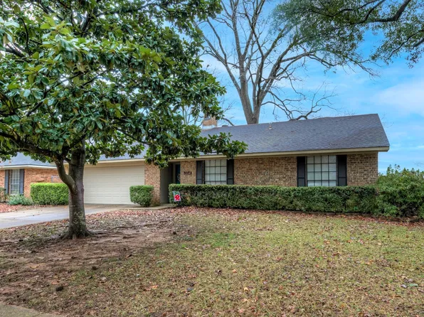 8645 Chalmette Dr, Shreveport, LA 71115