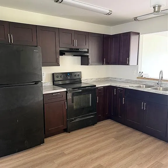295 Cobalt Dr — Photo 2