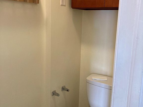 4th image of 1718 McAllister St #1718