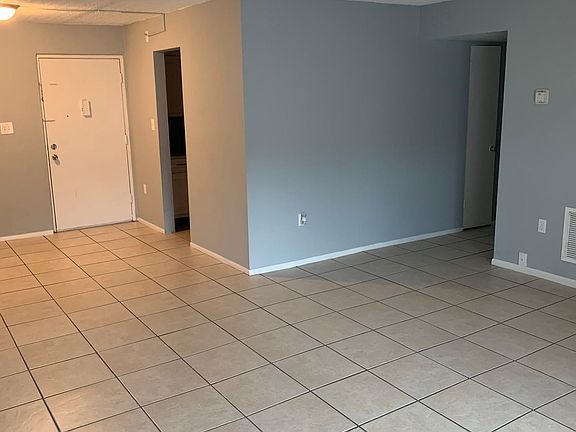 4th image of 1830 Maravilla Ave APT 401